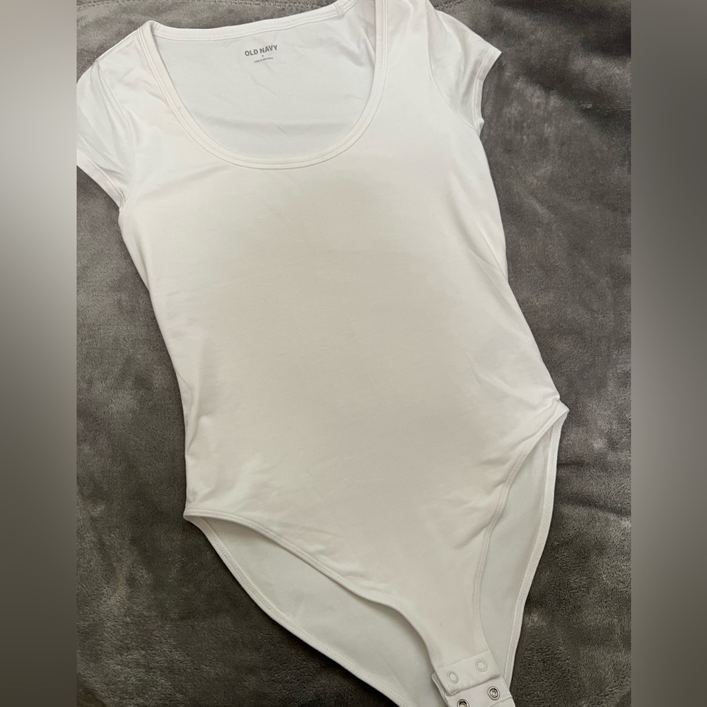 Old navy short sleeve body suit